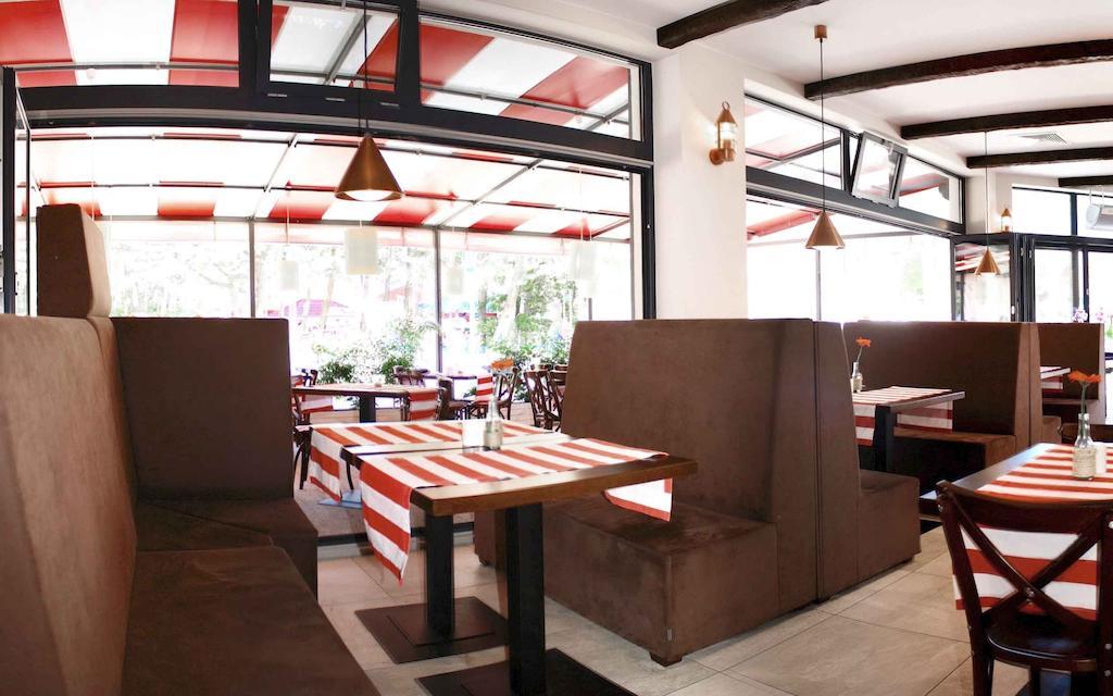 Apartamenty Mesa Grill Restaurant Cafe Dźwirzyno Esterno foto